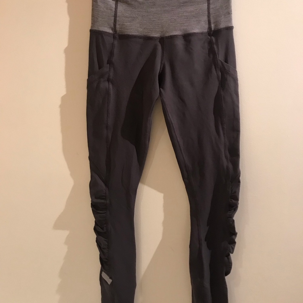 Lululemon leggings​​